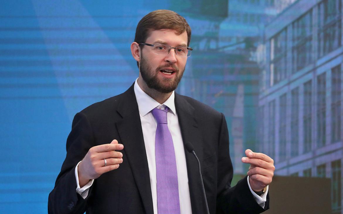 Freedom Holding заявил о «ручных» проверках россиян в зарубежных банках