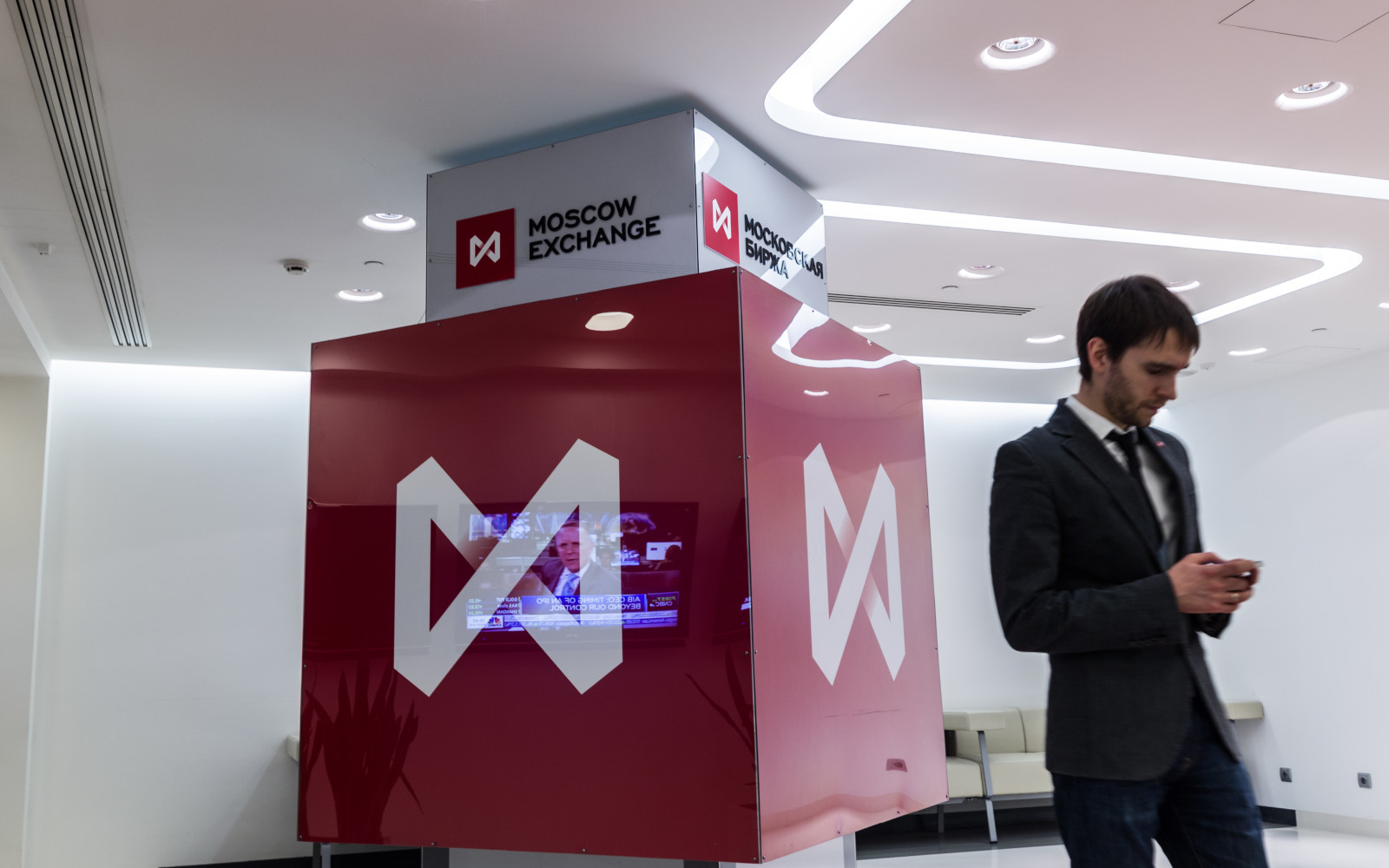 В ВТБ заявили о готовности половины россиян инвестировать на долгий срок