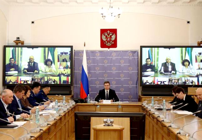 В полпредстве СФО обсудили проблемы строительства школ