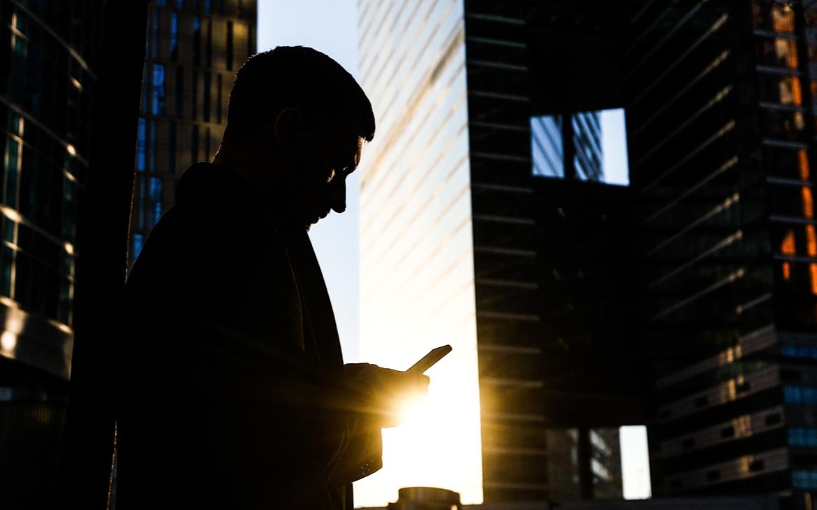 ЦБ обяжет внедрить переводы через СБП в интернет-банки