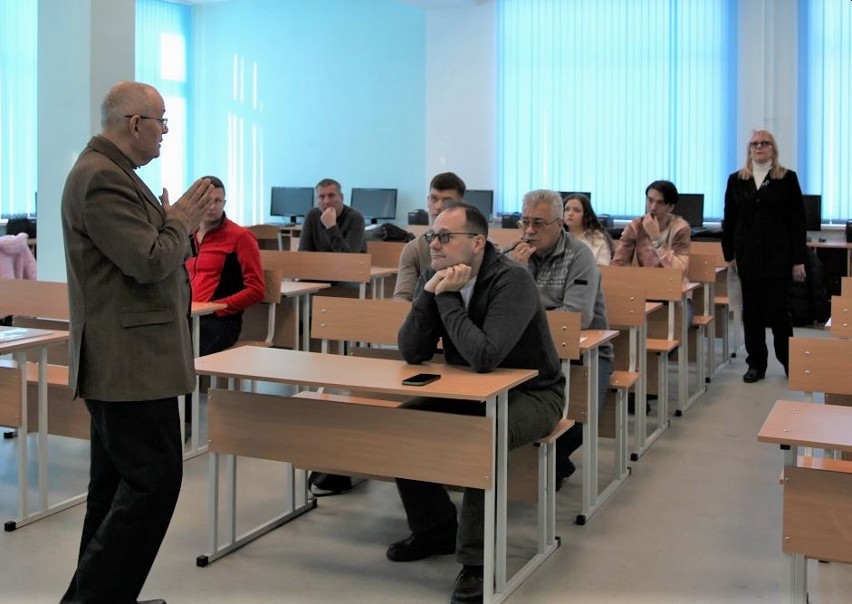 В сахалинской школе заказчика — очередной выпуск