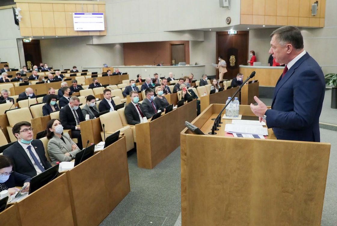 Депутаты Госдумы указали правительству на проблемы в строительстве и ЖКХ