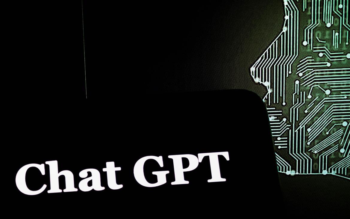 Глава «Альфы» оценил, сколько сотрудников банков сможет заменить ИИ