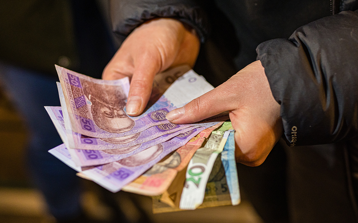 Центробанк объяснил правила обмена гривен на рубли