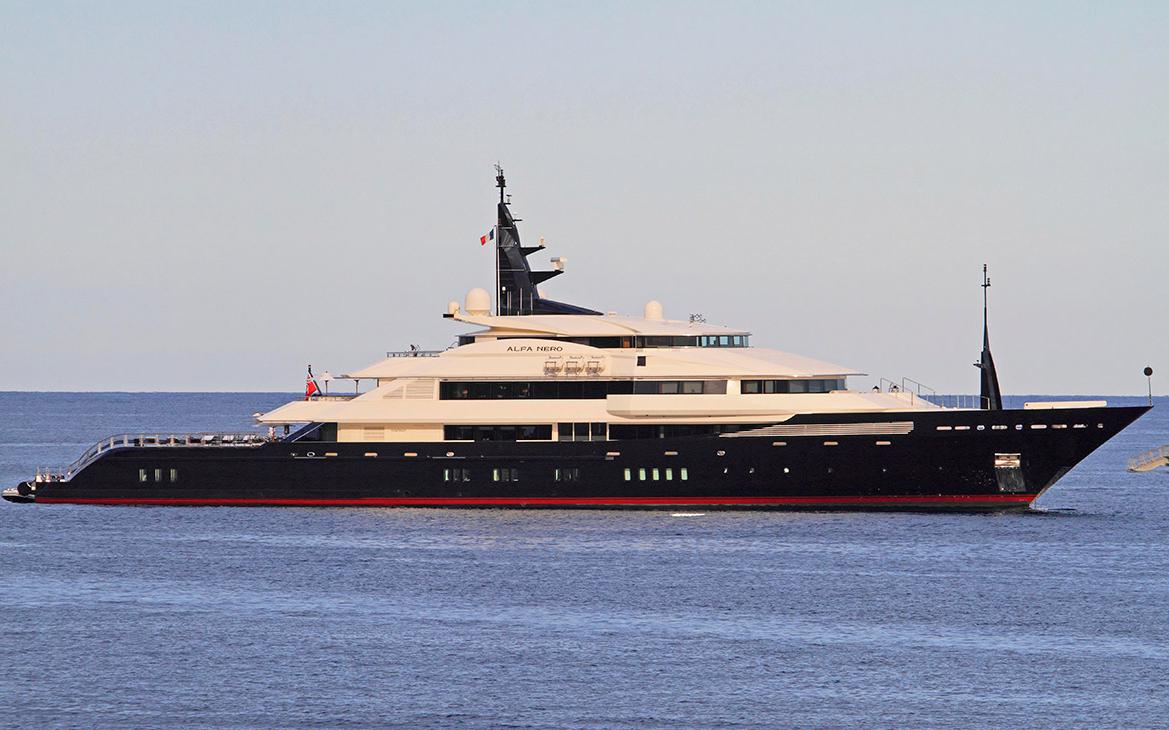 Власти Антигуа и Барбуды подали иск из-за «яхты миллиардера Гурьева»