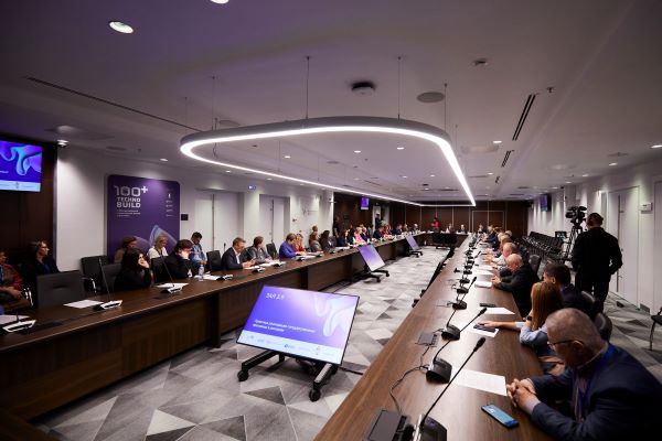 Вице-президент РСС Максим  Федорченко выступил на X Международном строительном форуме 100+