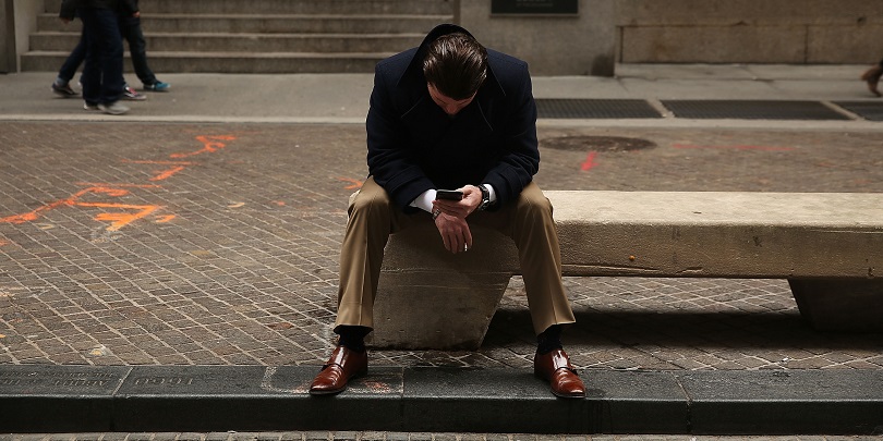 «Не пытайтесь угадать, когда будет дно»: 6 тактик на время обвала рынка