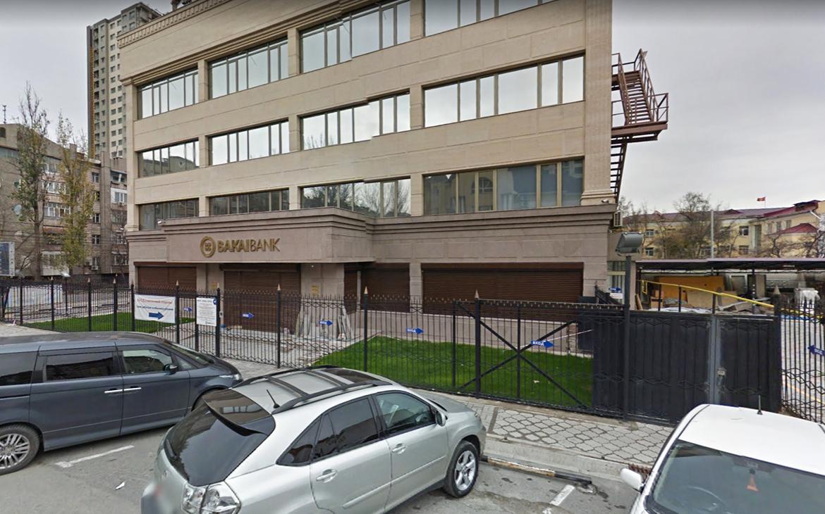 Два киргизских банка перестали обслуживать российские карты «Мир»