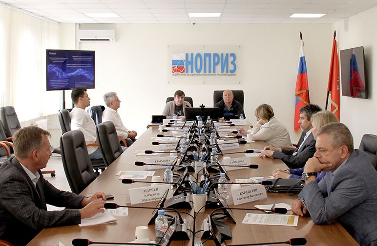 Архитекторы обсудили в НОПРИЗ, какой должна быть система параметрического нормирования в строительстве