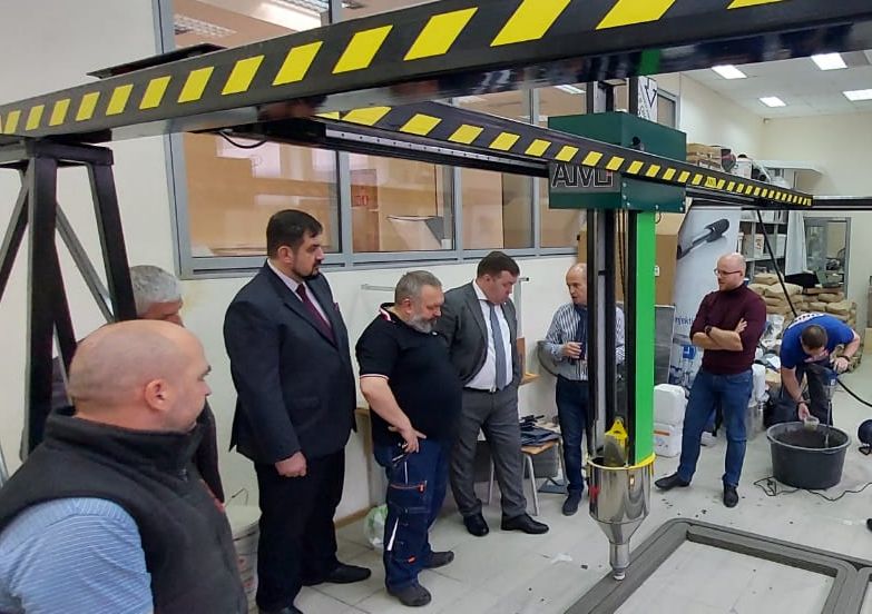 Комитет РСС по науке и инновационному развитию стройотрасли ознакомился с работой НИИ СМиТ