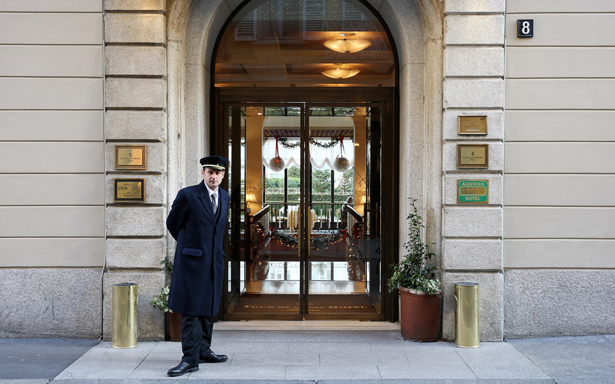 Инвестфонд Билла Гейтса купил контрольный пакет Four Seasons за $2,2 млрд