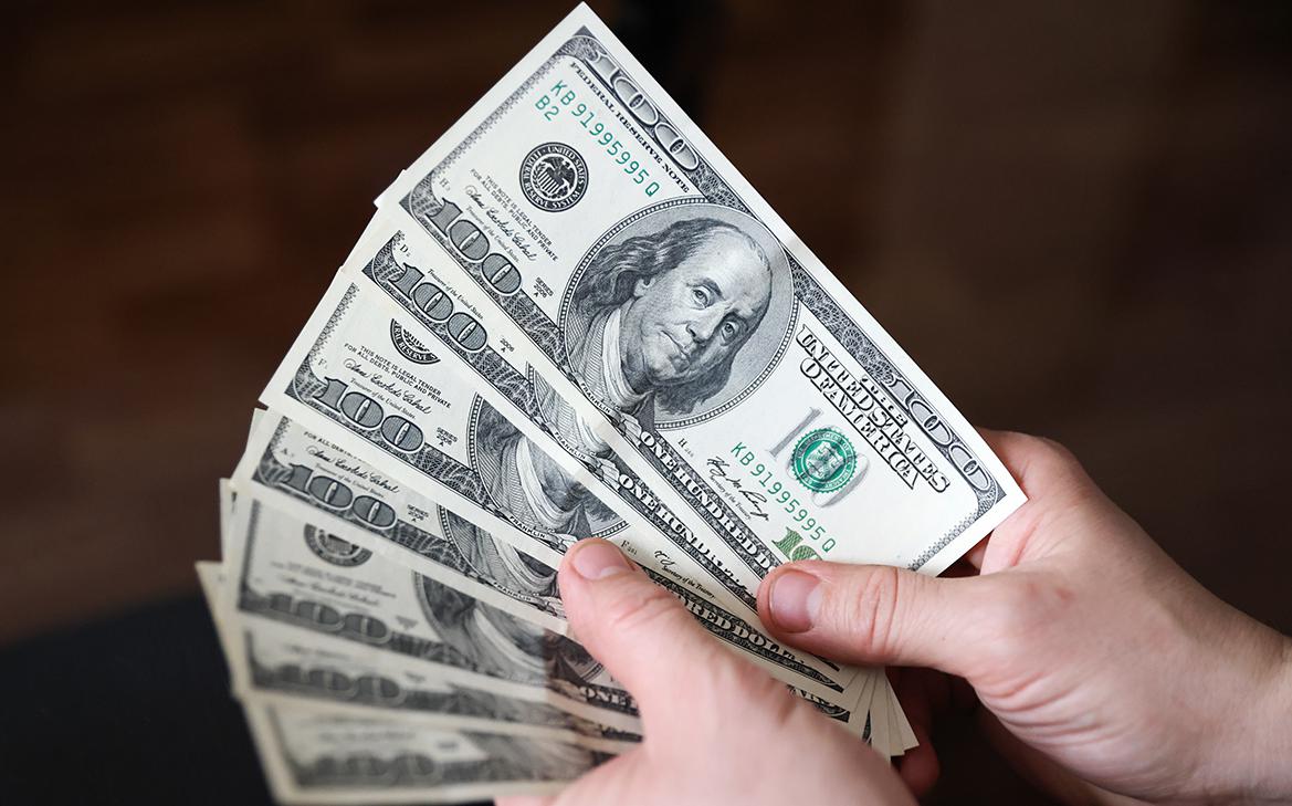 В России стали чаще ловить за незаконный вывоз валюты