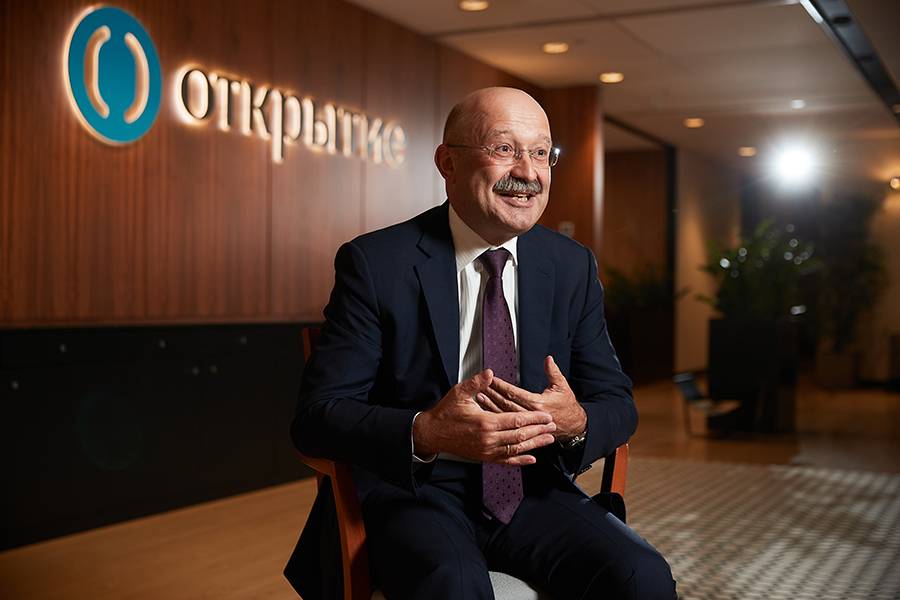 Михаил Задорнов