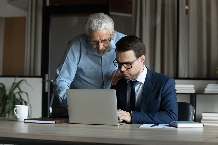 Аналитики совещаются