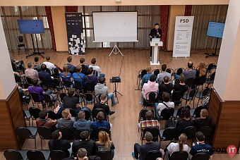 Как мы организовали коллективное обучение в айти и почему оно лучше обычных курсов