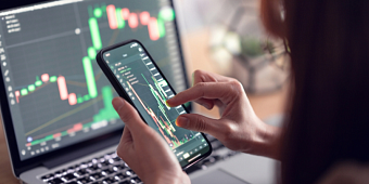 Минфин одобрил зачисление валюты от продажи бумаг на зарубежные счета