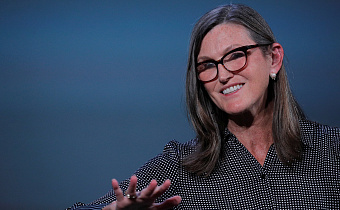 Вуд считает индексы NASDAQ и S&P 500 переоцененными