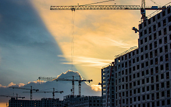 Путин объявил о снижении ставки по льготной ипотеке